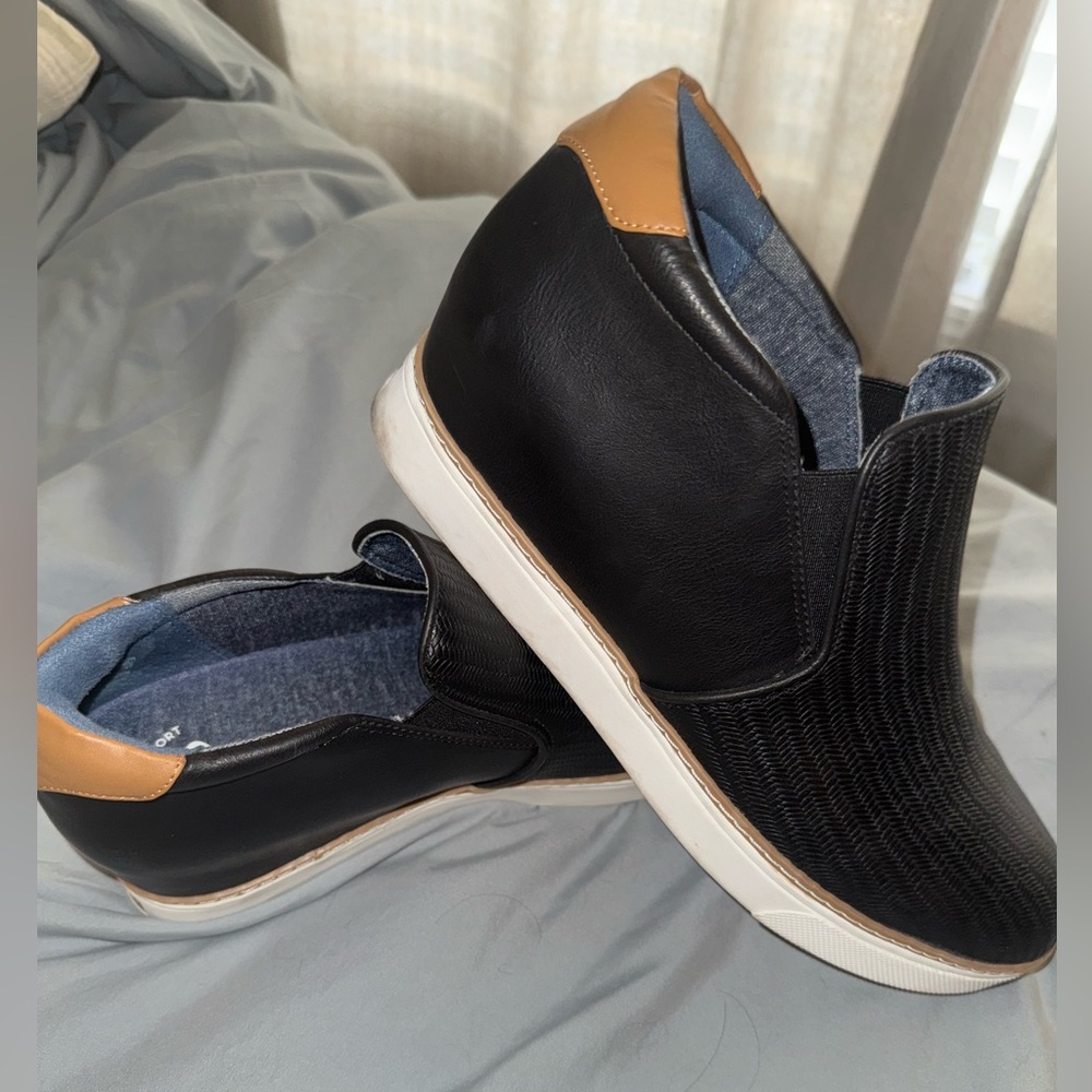 Dr Scholl’s size 11 wedges